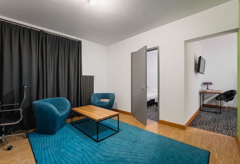 Семейный Номер, Artis Loft