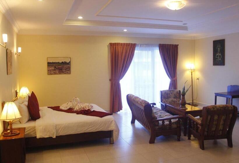 Номер Deluxe, Don Bosco Hotel School