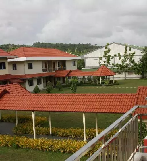 キングサイズベッドのスタンダードルーム, Don Bosco Hotel School