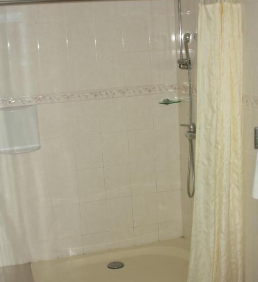 חדר סטנדרט עם מיטת קינג, Don Bosco Hotel School