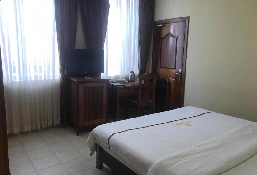 חדר סטנדרט עם מיטת קינג, Don Bosco Hotel School