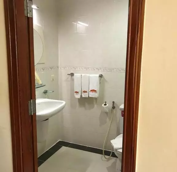 スーペリアトリプルルーム, Don Bosco Hotel School