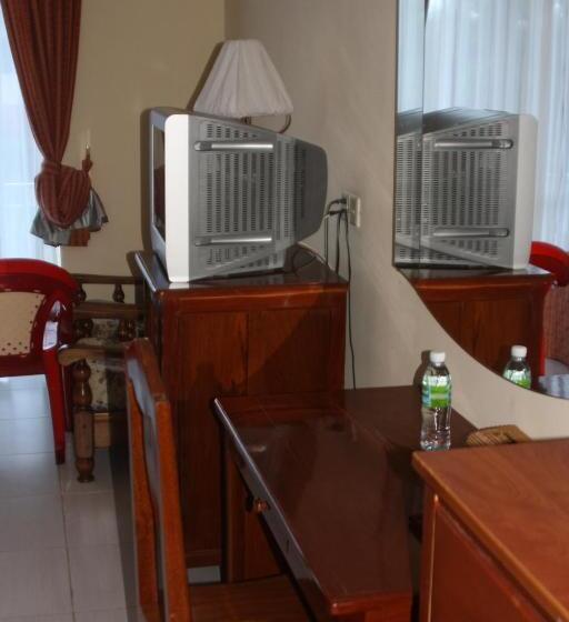 חדר סופריור לשלושה, Don Bosco Hotel School