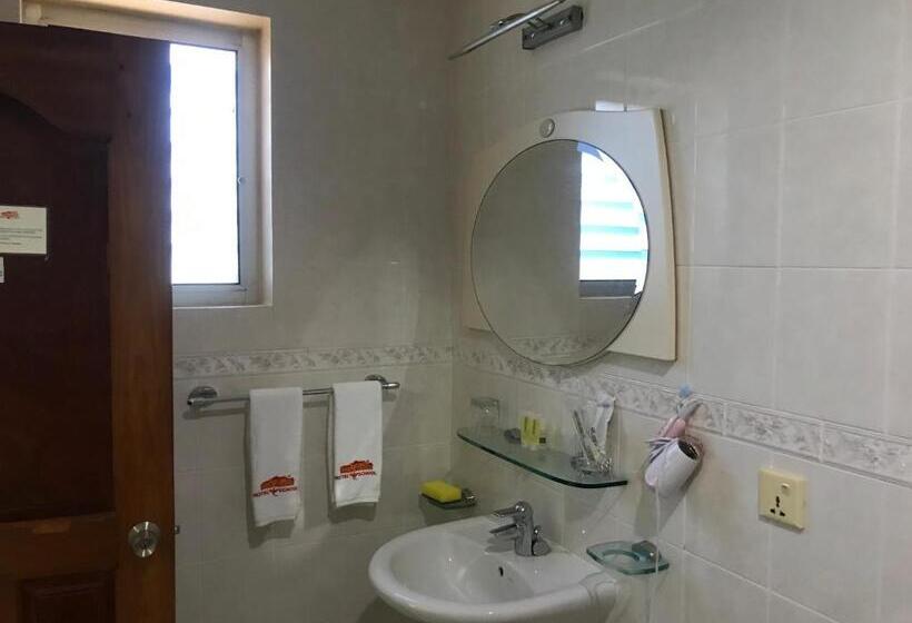 חדר סטנדרט עם מיטת קינג, Don Bosco Hotel School