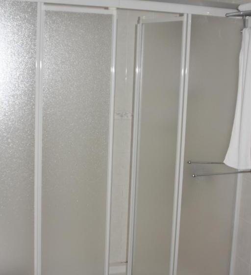 חדר סטנדרט עם טרסה, Don Bosco Hotel School