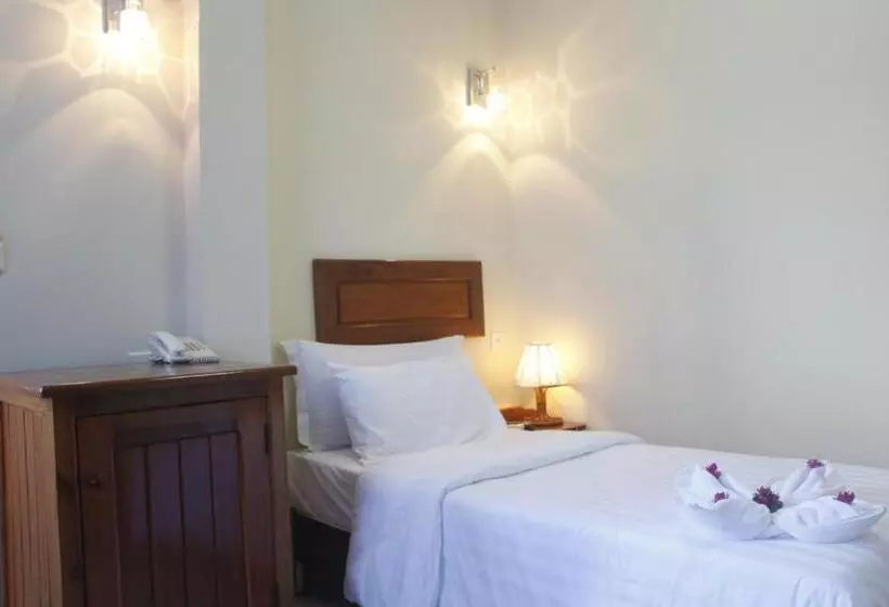 スタンダードシングルルーム, Don Bosco Hotel School