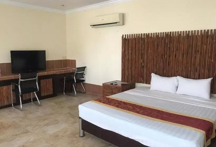 １ベッドルームハウス, Don Bosco Hotel School