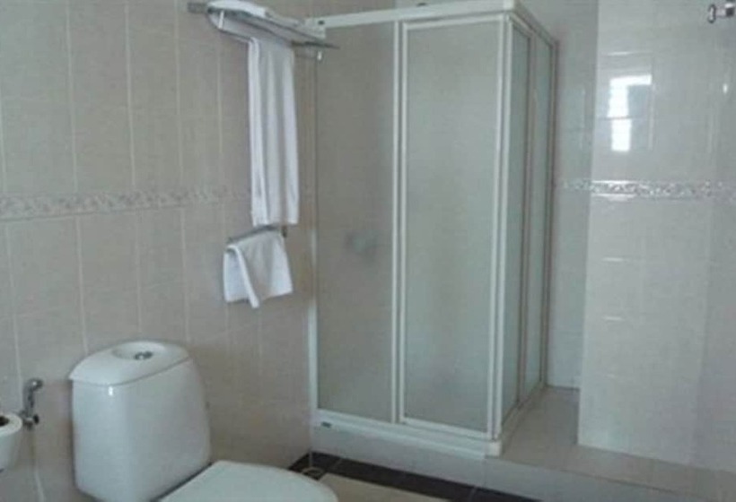 חדר סופריור, Don Bosco Hotel School