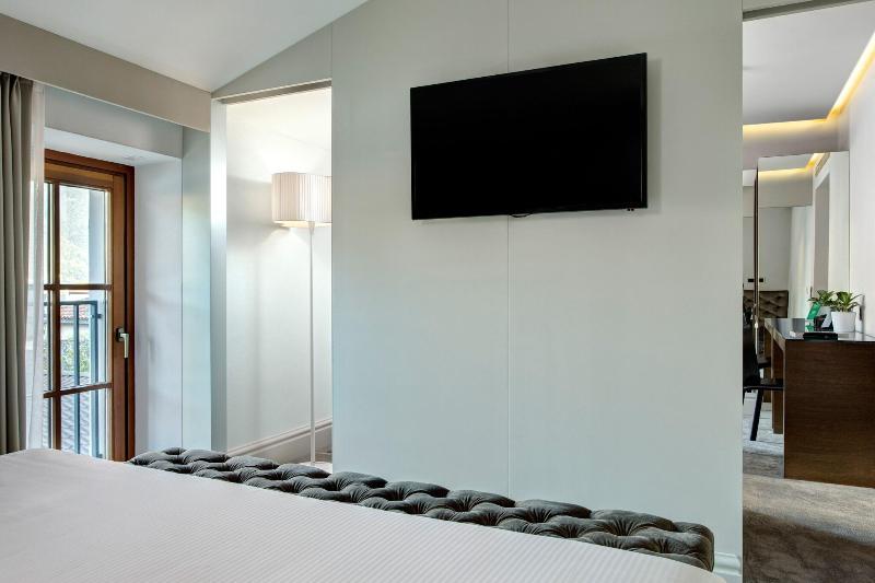 חדר דלוקס, Don Bosco Hotel School