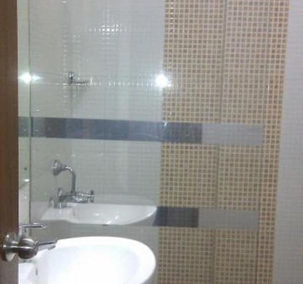 Deluxe Zimmer, Sri Krishna Suites