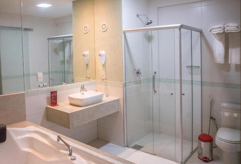 자쿠지 스위트, Girassol Plaza