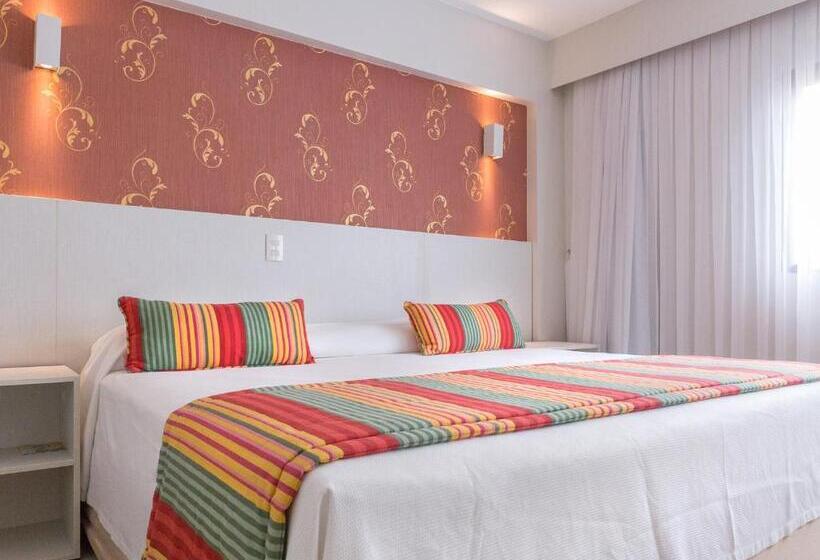 자쿠지 스위트, Girassol Plaza