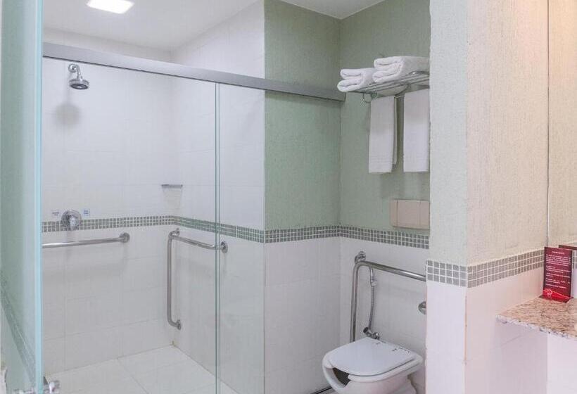 디럭스 트리플 룸, Girassol Plaza