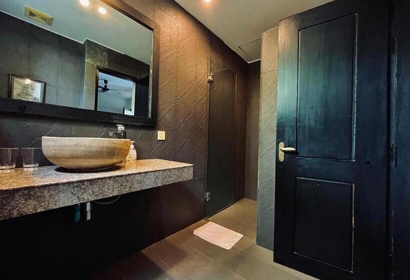 Suite with Terrace, Prana