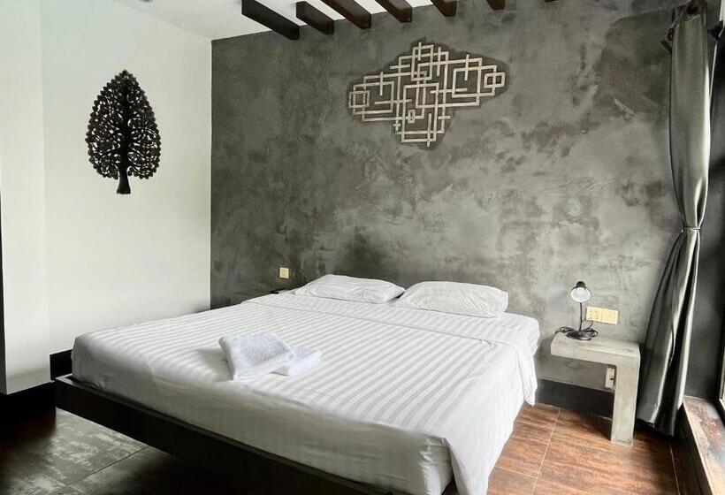 Suite with Terrace, Prana