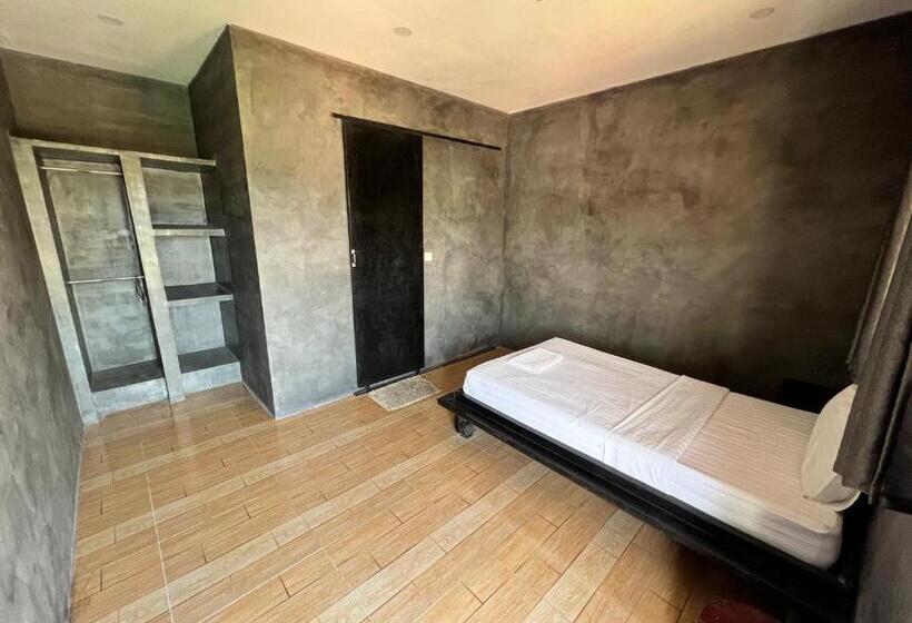 اتاق استاندارد یک نفره, Prana