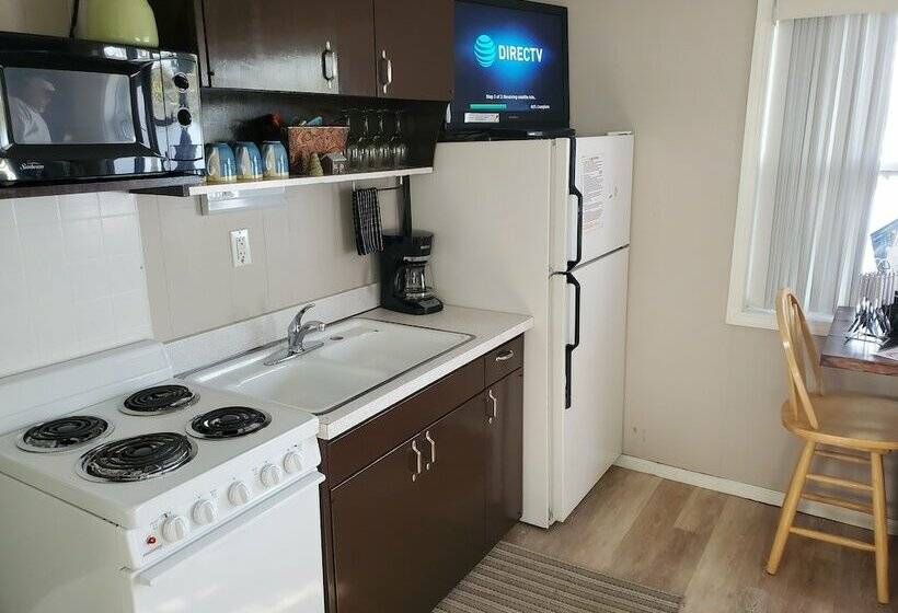 בקתה, Lake Breeze Resort