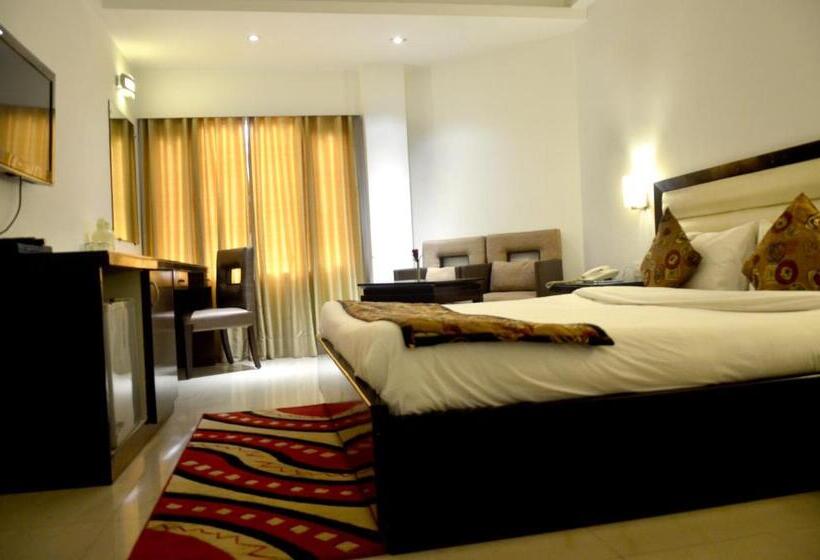 Chambre Deluxe, Landmark