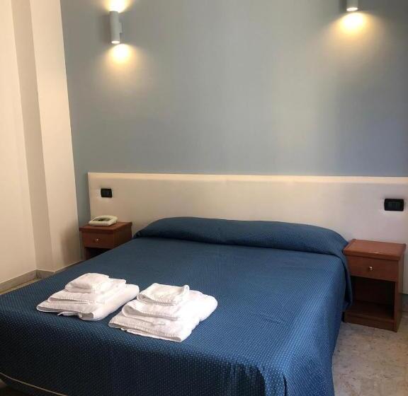 Quarto Estandar, Lungomare
