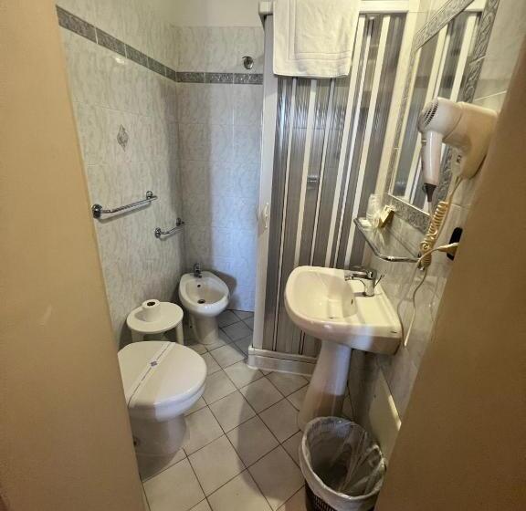 Quarto Estandar Individual, Lungomare