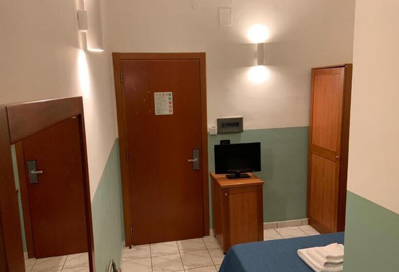 اتاق استاندارد یک نفره, Lungomare