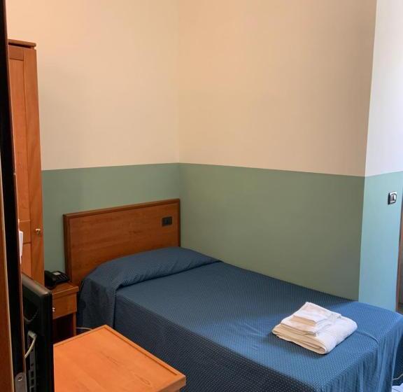 Quarto Estandar Individual, Lungomare