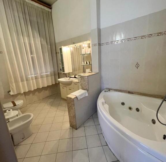 سوییت جونیور, Lungomare