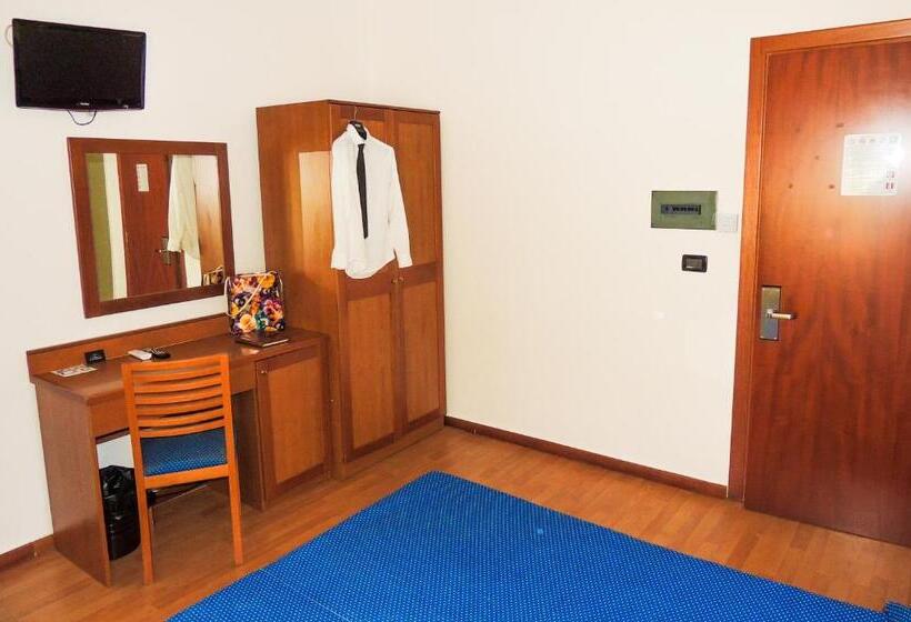 اتاق سوپریور, Lungomare