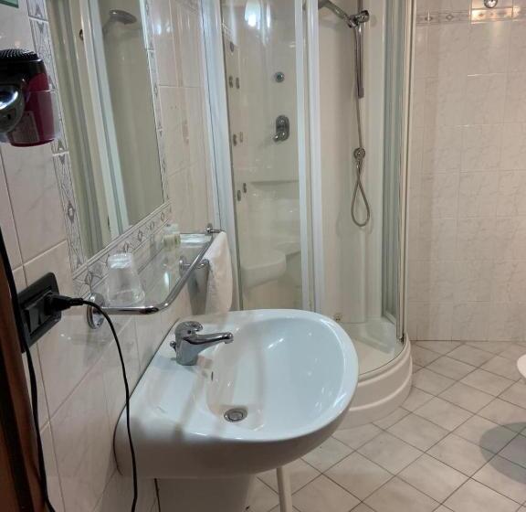 سوییت با چشم‌انداز دریا, Lungomare