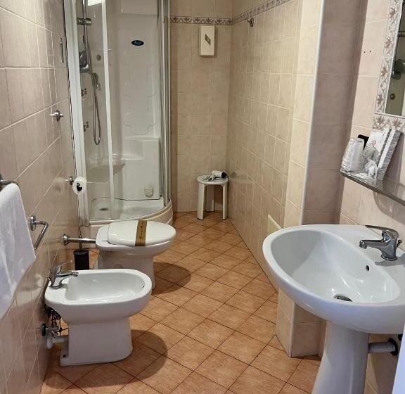 سوییت با چشم‌انداز دریا, Lungomare