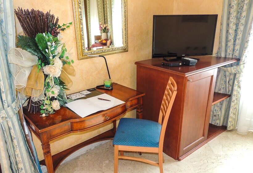 سوییت جونیور, Lungomare