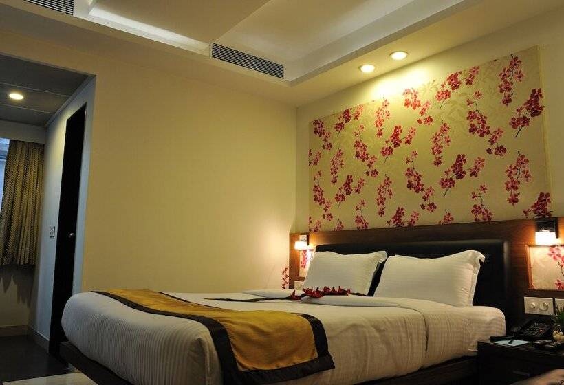 غرفة قياسية, Niharika