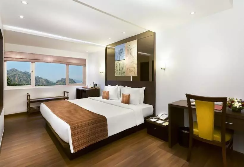 スーペリアールーム, Regency Sameera Vellore By Grt Hotels