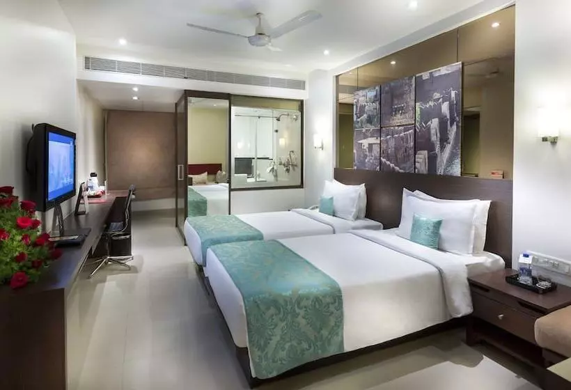 スーペリアールーム, Regency Sameera Vellore By Grt Hotels