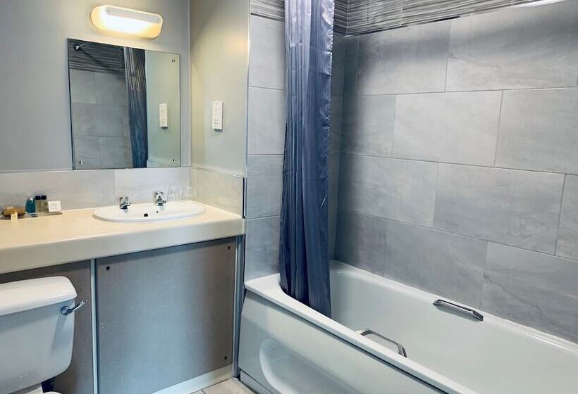 エクゼクティブスイート, The Bannville