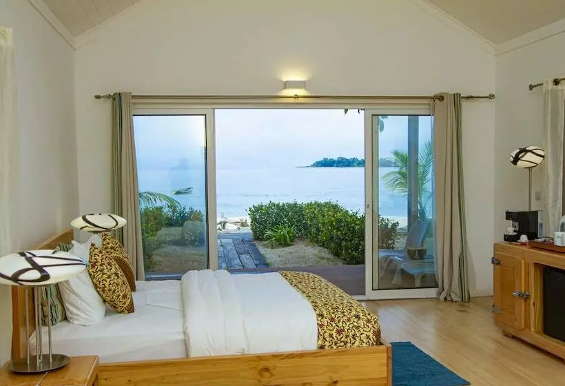 سوئیت پریمیوم, The Place Resort At Tokeh Beach