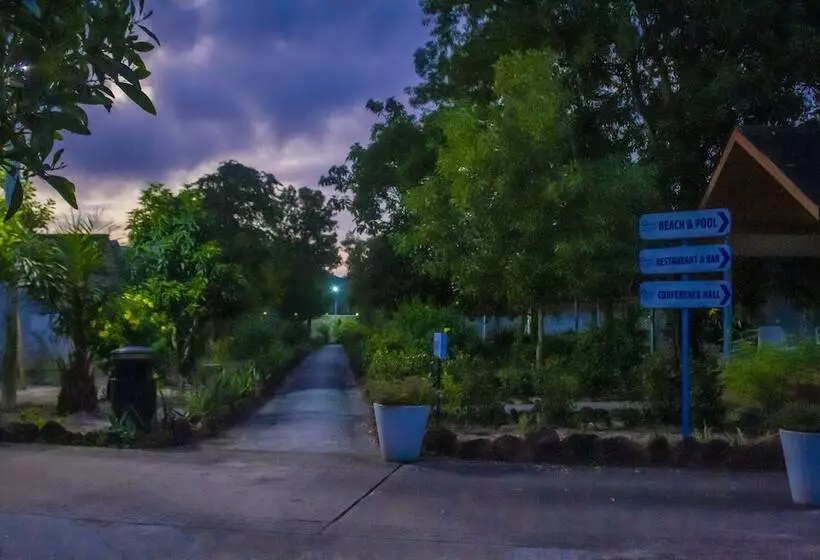 سوییت سوپریور با چشم‌انداز دریا, The Place Resort At Tokeh Beach