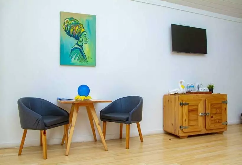 سوییت سوپریور با چشم‌انداز دریا, The Place Resort At Tokeh Beach