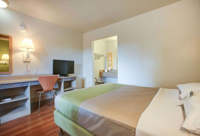 غرفه قياسيه سريرين مزدوجين, Motel 6 Elkton, Md