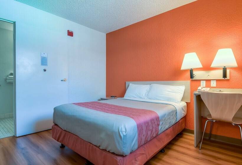 Номер Deluxe, Motel 6 Rowland Heights, Ca Los Angeles Pomona