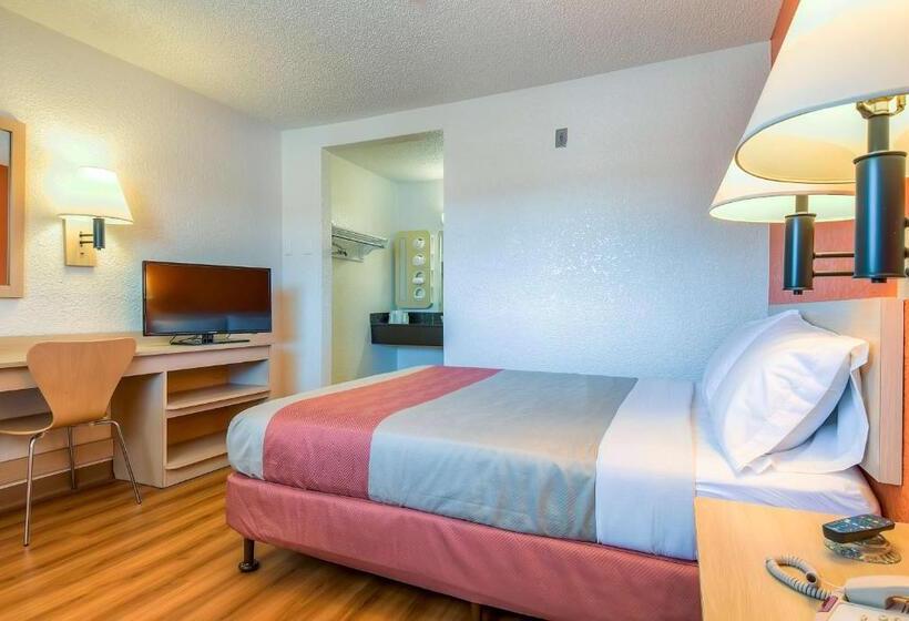 Номер Стандарт Адаптированный для Инвалидов, Motel 6 Rowland Heights, Ca   Los Angeles   Pomona