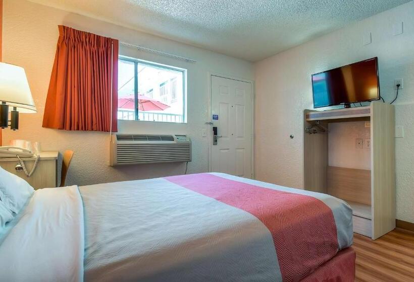 Номер Стандарт, Motel 6 Rowland Heights, Ca Los Angeles Pomona