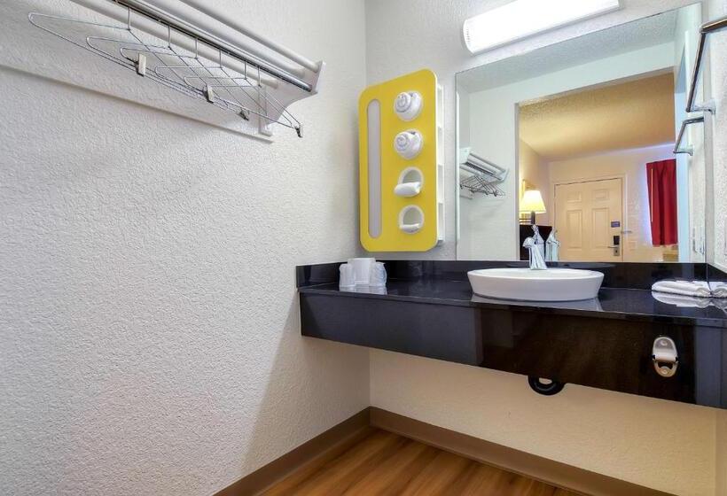 Четырехместный Номер Deluxe, Motel 6 Rowland Heights, Ca Los Angeles Pomona