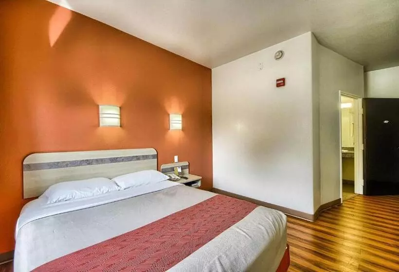 身障者適用スタンダードルーム, Motel 6mission, Tx