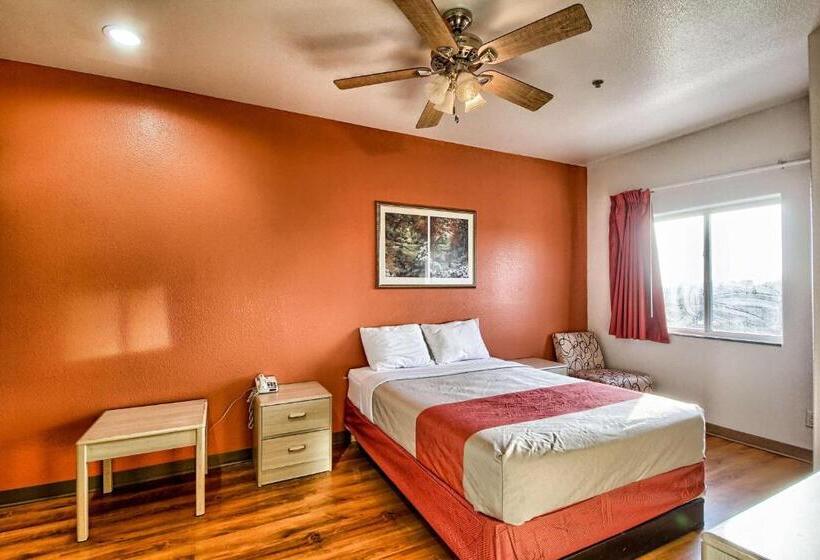 غرفة قياسية لذوى الاحتياجات الخاصة, Motel 6mission, Tx