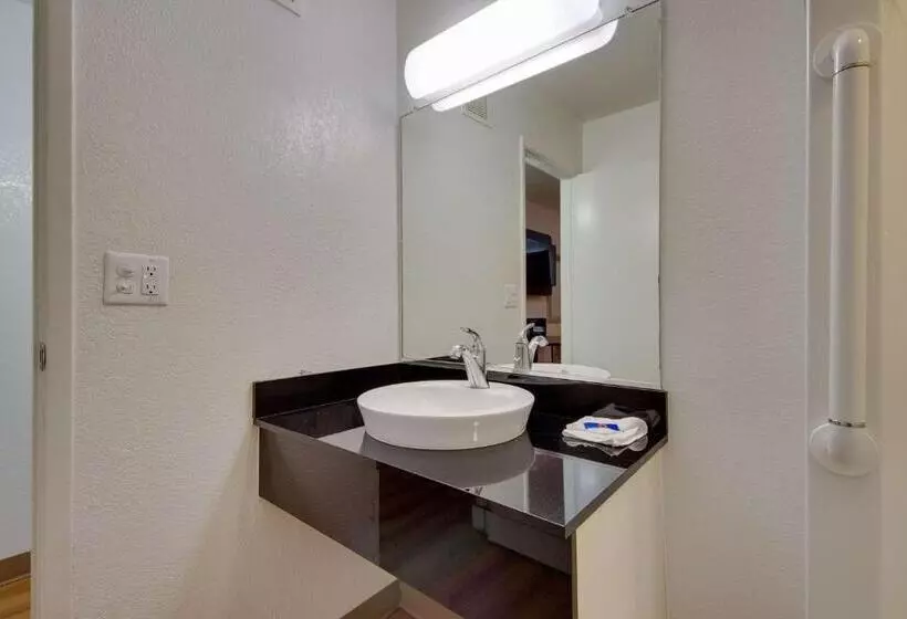اتاق استاندارد, Avera Suites