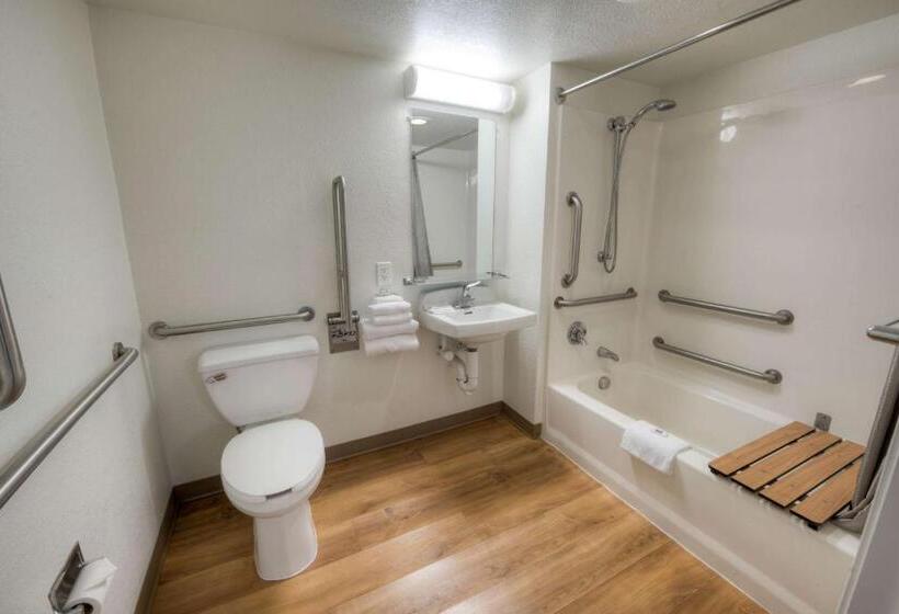 غرفة قياسية رباعية, Motel 6branford, Ct  New Haven