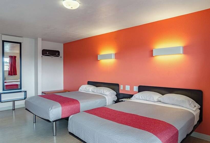 Номер Стандарт 2 Двуспальные Кровати, Motel 6 Riverton Wy