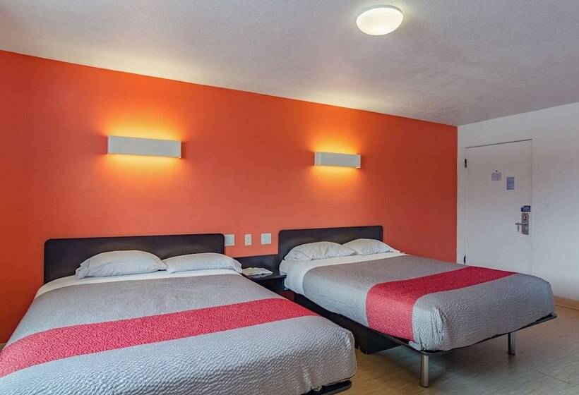 Номер Стандарт 2 Двуспальные Кровати, Motel 6 Riverton Wy