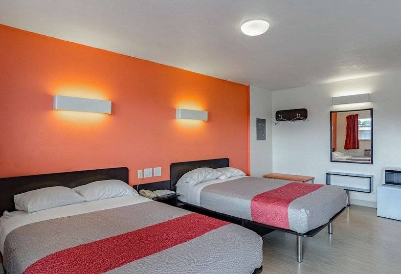 اتاق استاندارد با 2 تخت دوبل, Motel 6 Riverton Wy